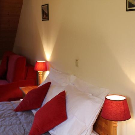 Aparthotel Residenze Sonnenschein Casa Rossa Villabassa Esterno foto