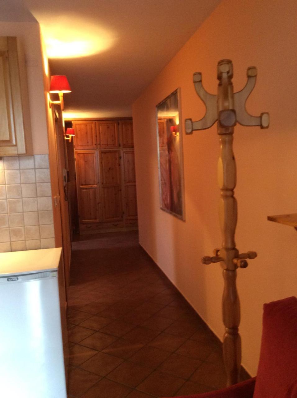 Aparthotel Residenze Sonnenschein Casa Rossa Villabassa Esterno foto