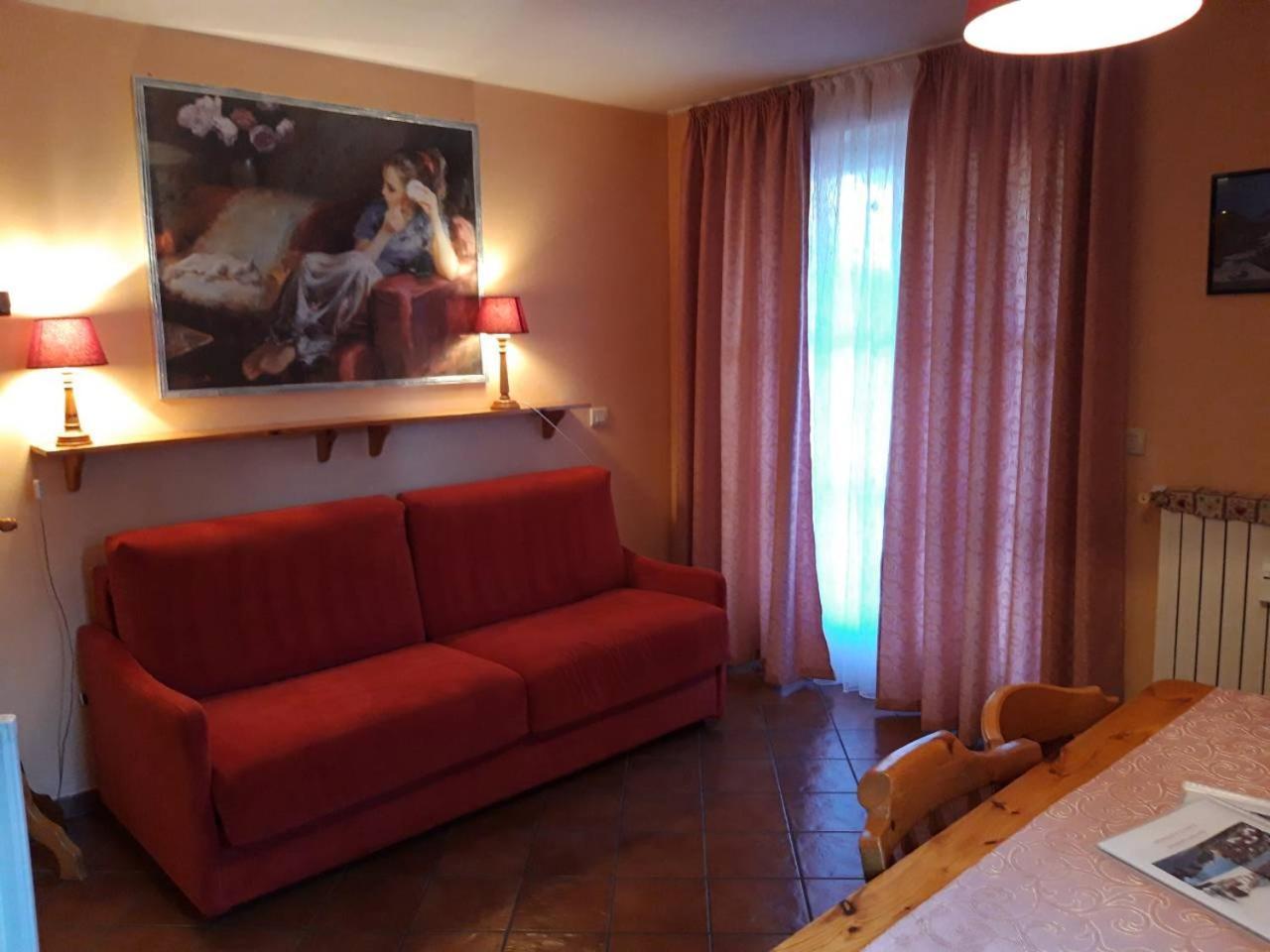 Aparthotel Residenze Sonnenschein Casa Rossa Villabassa Esterno foto